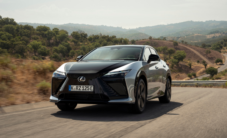 Lexus RZ